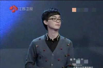 ​东方天权：曾上《非诚勿扰》相亲，牵手模特但下台便分开有点掉价