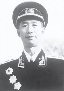 ​50年代末，周希汉将军收到了前妻的一封信，想要个儿子过去陪她