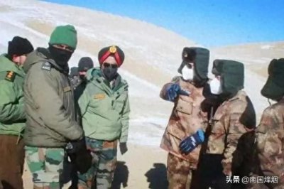 ​1962年中印之战，当看到印度被中国吊打后，美苏为什么选择沉默？