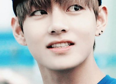 ​王嘉尔综艺节目（王嘉尔被嘉宾当马骑跪地爬）