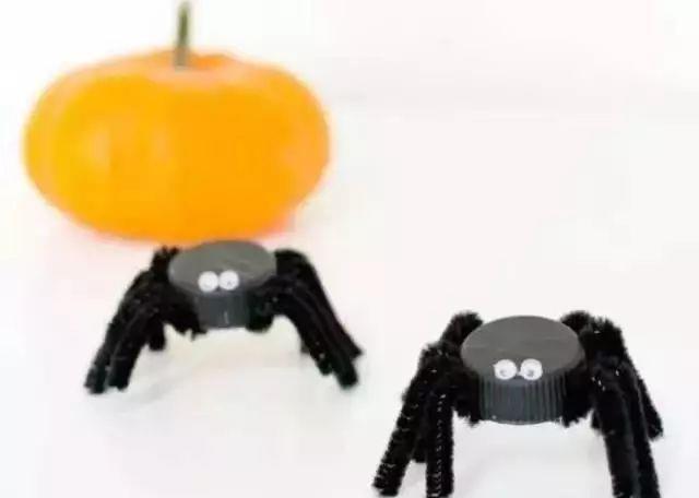 瓶盖创意手工教程,小小瓶盖大变身!