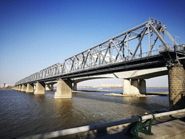 我的东北记忆,哈尔滨松花江中东铁路大桥