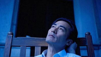 ​“爸，我错了，回来吧”：悔恨中对亡父的思念与愧疚的泣血呼唤