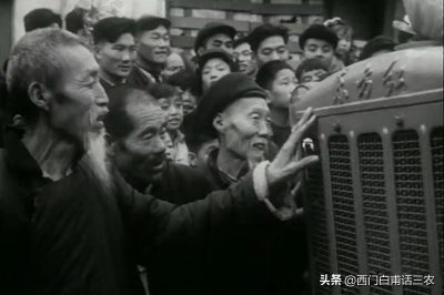 ​六十年代农村的“东方红拖拉机”，满满的回忆，还有多少人记得？