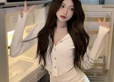 ​王俊凯酷帅，王俊凯choker西装造型酷帅满分