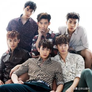 ​2PM尼坤当年小奶狗肌肉外表人气超高，33岁近况却变黝黑胡渣大叔