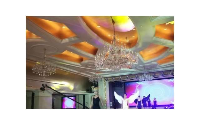 人生的阶段需要这样度过，三十如狼，四十如虎，五十坐地能吸土