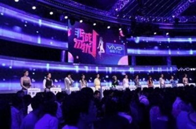 ​她在《非诚勿扰》站了506期，不为相亲为别的，最终被赶下舞台