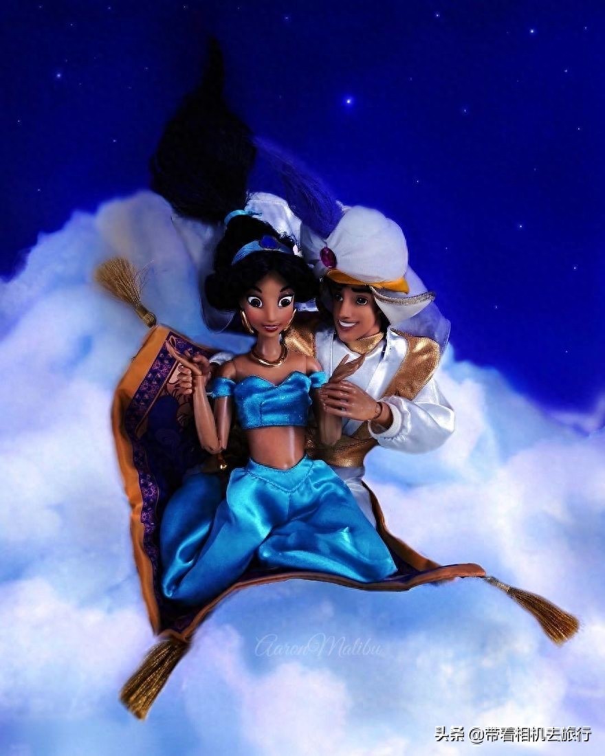 神奇女侠、灰姑娘：这些知名人物手办都是用芭比娃娃改造的